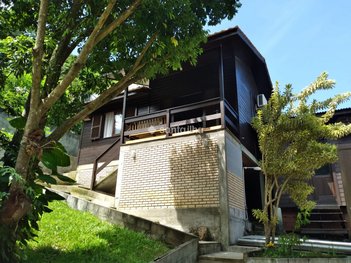 house em Servidão Batuel Cunha Neto, Rio Tavares - Florianópolis - SC