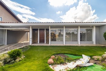 house em Rua Capitão Leônidas Marques, Uberaba - Curitiba - PR