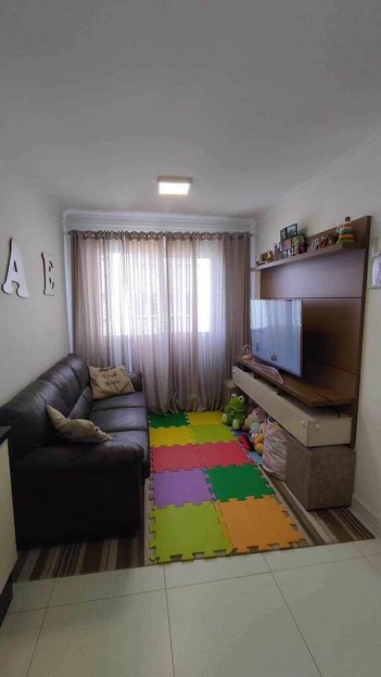 apartment em Rua Victório Santim, Vila Carmosina - São Paulo - SP