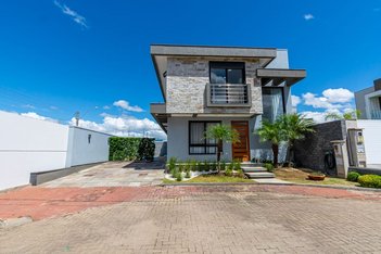 house em das Cerejeiras, Parque da Matriz - Gravataí - RS