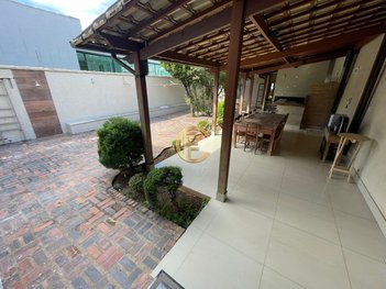 house em Rua Bom Despacho, Santa Tereza - Belo Horizonte - MG