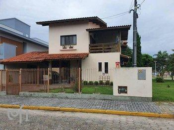 house em Américo Vespúcio Prates, Carianos - Florianópolis - SC