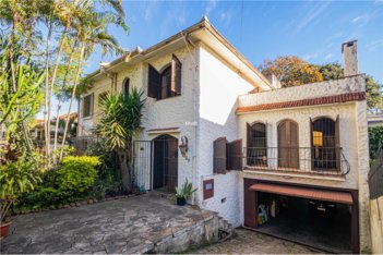 house em Rua Professor Ivo Corseuil, Petrópolis - Porto Alegre - RS