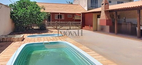 house em Rua Bolívia, Vila Brasil - Londrina - PR