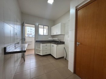 apartment em Rua Geraldo Menezes Soares, Sagrada Família - Belo Horizonte - MG