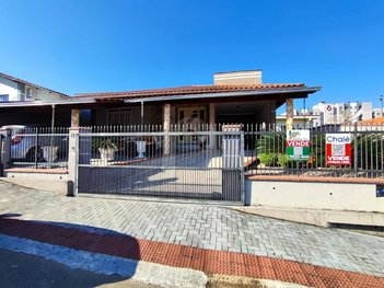 house em Rua Tereza Aigner Hruschka, São Luís - Jaraguá do Sul - SC