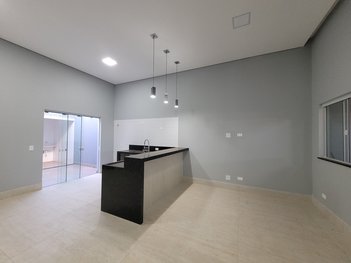house em Rua Ricardo Alpidio Sarzi, Residencial Ouro Verde - Botucatu - SP