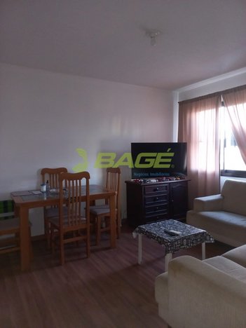 apartment em Três de Maio, Centro - Pelotas - RS