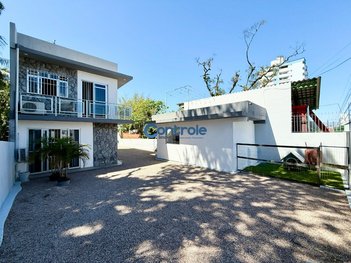 house em Rua Coronel Américo, Barreiros - São José - SC