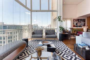apartment em Rua Doutor Renato Paes de Barros, Itaim Bibi - São Paulo - SP