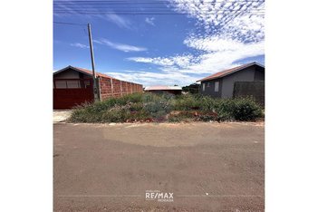 land_lot em Rua Voluntário Vicente do Prado, Residencial Parque das Flores - Lins - SP
