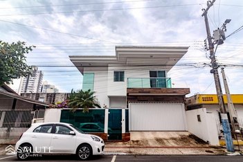 house em Rua 2448, Centro - Balneário Camboriú - SC