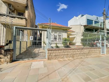 house em Avenida Bastian, Menino Deus - Porto Alegre - RS