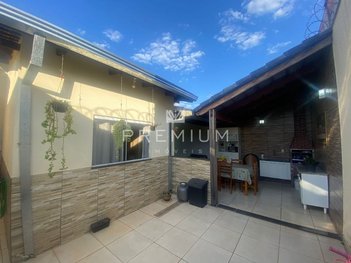 house em Rua do Amendoim, Minas Gerais - Uberlândia - MG