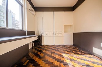 apartment em Rua General Andrade Neves, Centro Histórico - Porto Alegre - RS
