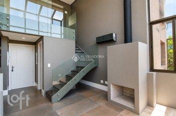 apartment em Rua Castro Alves, Rio Branco - Porto Alegre - RS