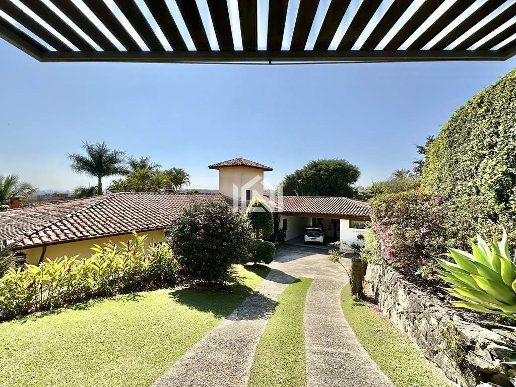 casa a venda no condominio vila velha -area externa