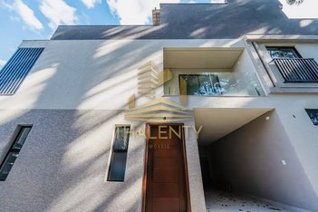 house em Rua Nossa Senhora de Nazaré, Boa Vista - Curitiba - PR