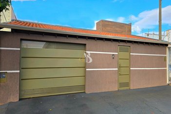 house em Avenida Doutor Edson Baccarin, Jardim Roberto Selmi Dei - Araraquara - SP