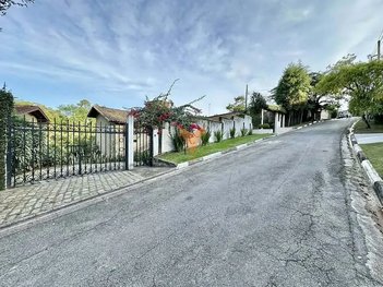 house em Rua México, Chácara dos Lagos - Carapicuíba - SP