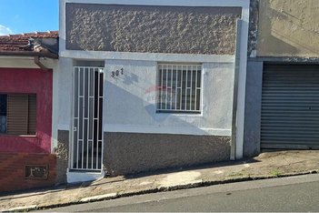 house em Rua Professor Luiz Nardy, Centro - Bragança Paulista - SP