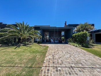 house em Avenida Diamante, Rainha do Mar - Xangri-Lá - RS