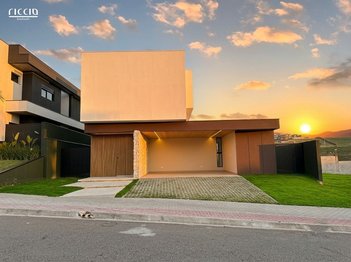 house em Rua Priscila Maria de Souza Tau, Condomínio Residencial Monte Carlo - São José dos Campos - SP