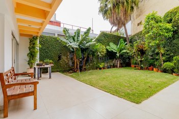 house em Rua Doutor Manoel Maria Tourinho, Pacaembu - São Paulo - SP