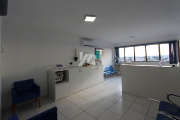 office em Avenida Winston Churchill, Capão Raso - Curitiba - PR