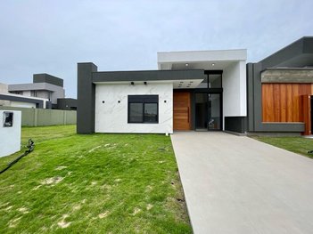 house em Avenida Paraguassu, Rainha do Mar - Xangri-Lá - RS