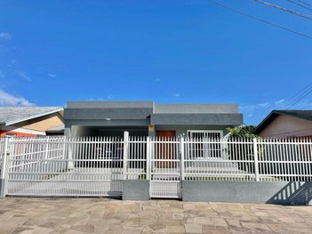 house em Rua Honório Ferreira da Silva, Centro - Capão da Canoa - RS