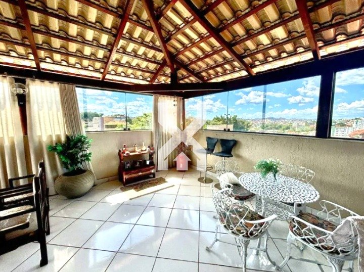 Cobertura com 3 quartos — Santa Amélia, Belo Horizonte