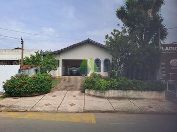 house em Avenida Professor Raphael Laurindo, Jardim Paraíso II - Botucatu - SP