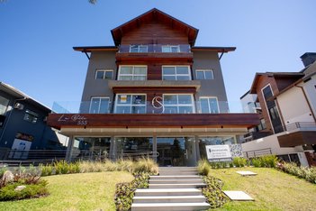 apartment em Avenida das Hortênsias, Centro - Gramado - RS