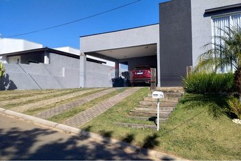 house em Rua das Sibipirunas, Condomínio Terras de Santa Cruz - Bragança Paulista - SP