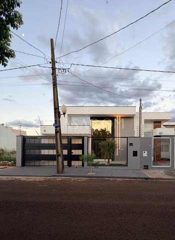 house em Rua Leonilda Schiavon Gouvêa, Jardim São Paulo - Sarandi - PR