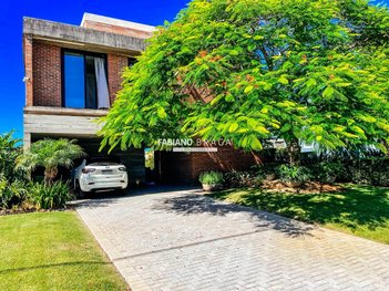 house em Rua Rio Jacuí, Centro - Xangri-Lá - RS