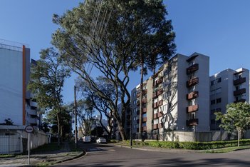apartment em Rua Alcebíades Plaisant, Água Verde - Curitiba - PR