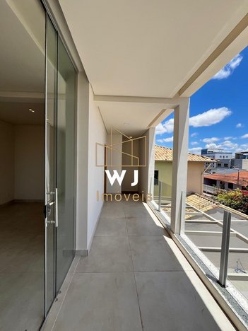 house em Rua Francisco Vaz de Melo, Santa Rosa - Belo Horizonte - MG