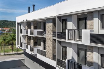 apartment em Rua Leonel Pereira, Cachoeira do Bom Jesus - Florianópolis - SC
