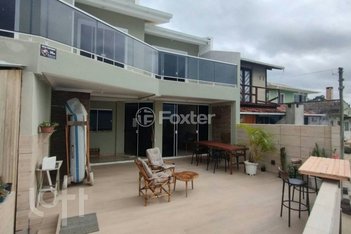 house em Rua Arcanjo Cândido da Silva, Praia de Fora - Palhoça - SC