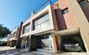 house em Rua Pedro de Oliveira Bittencourt, Tristeza - Porto Alegre - RS