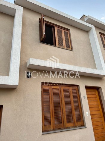 house em Rua Octávio de Souza, Nonoai - Porto Alegre - RS