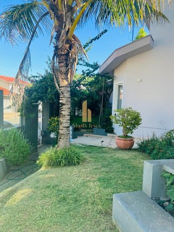 house em Rua Evaristo da Veiga, Praia dos Amores - Balneário Camboriú - SC