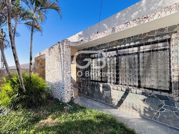 house em Rua Major Joaquim Arouca, Vila Formosa - Jacareí - SP