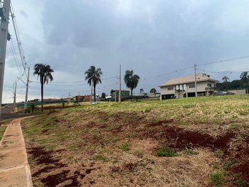 land_lot em Avenida Laranjeiras, Marumbi - Londrina - PR