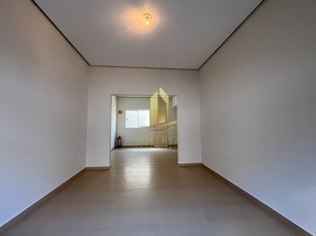 office em Comandante Salgado, Vila Flores - Franca - SP