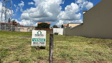 land_lot em Rua Delphim da Graça Cardoso, Alto - Botucatu - SP