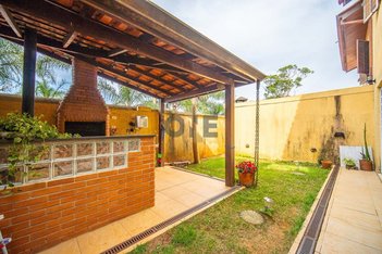house em Rua Howard Archibaldi Acheson Júnior, Jardim da Glória - Cotia - SP