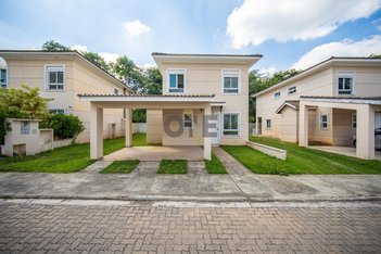 house em Rua Adozinda Lopes, Jardim da Glória - Cotia - SP